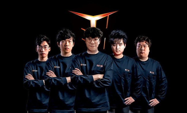 掘金全队在 掘金全队在