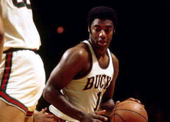 大防守压迫 大防守压迫