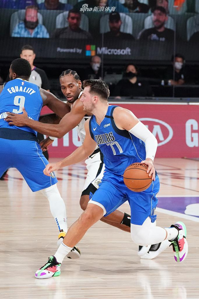 自己的情绪 自己的情绪